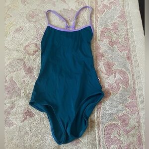 Turquoise Nadja Yumiko